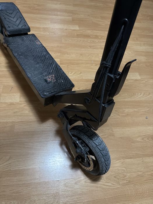 trotineta electrica kukirin g2 nu fac schimburi cu alte produse in afara de g4