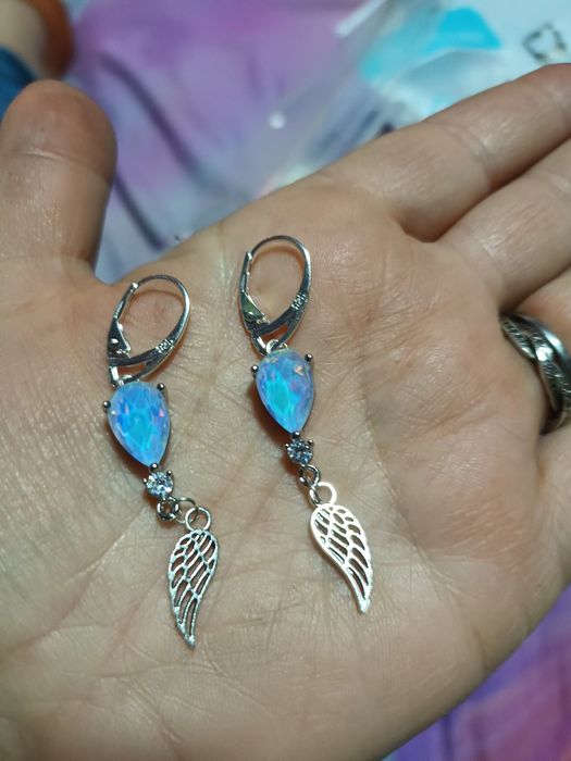 Aripi îngeri și pietre blue