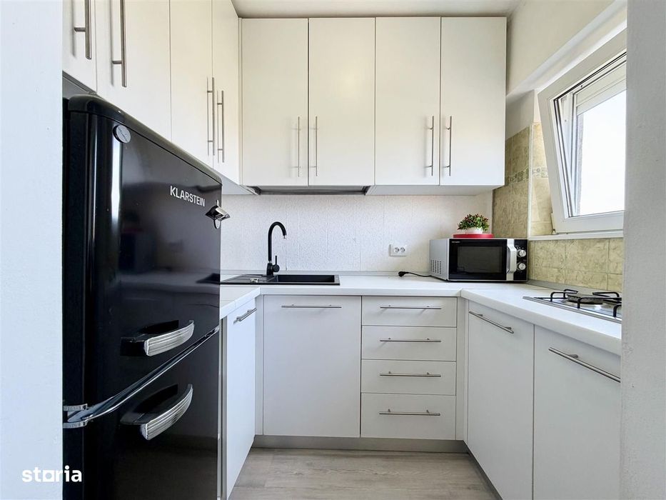 Garsonieră de vânzare în Sibiu–renovată, balcon închis–Zona Siretului