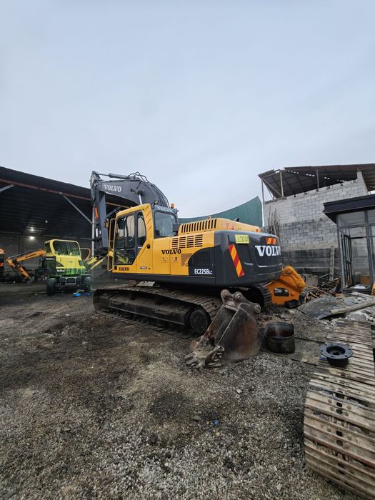 VOLVO Exkovator seplik