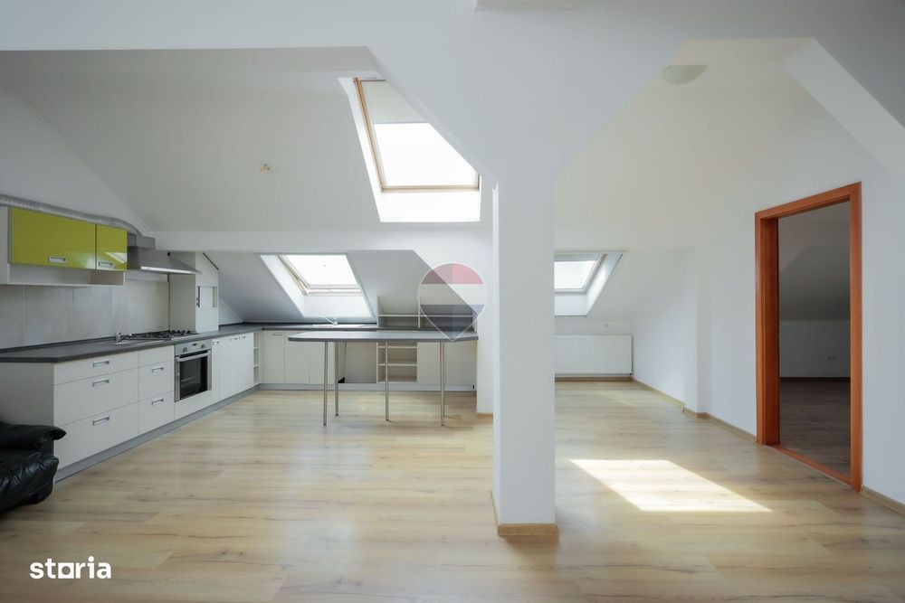 Apartament la mansardă – peste 140 mp utili | 3 dormitoare | Nufărul