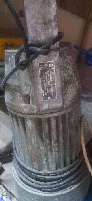 Продам электронасос Аракс