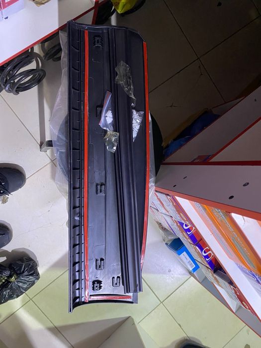 Фолсфаген Тигуан задне правы