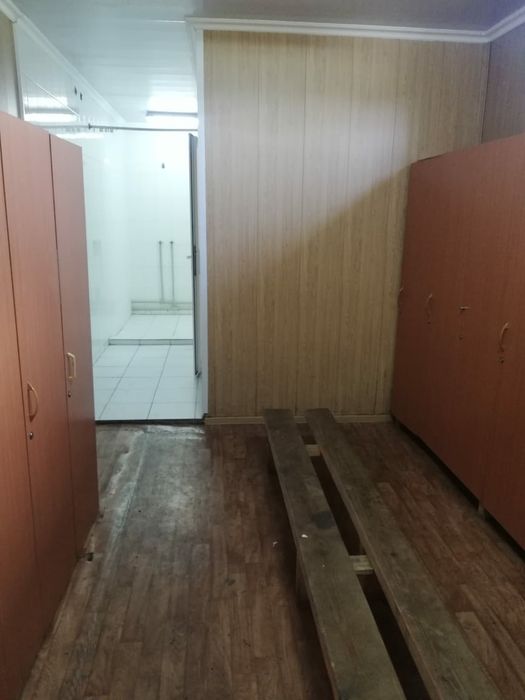 Футбольное поле с новым покрытием