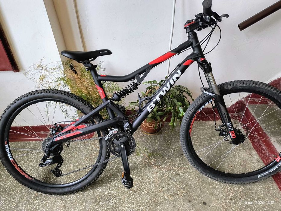 Bicicleta MTB B-twin Rockrider 520S