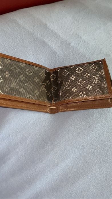 Луксозен мъжки портфейл