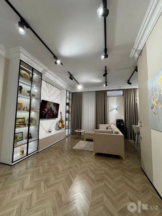 Сдаётся 2-комн ЖК Узбегим, Бабура, 70 м²
