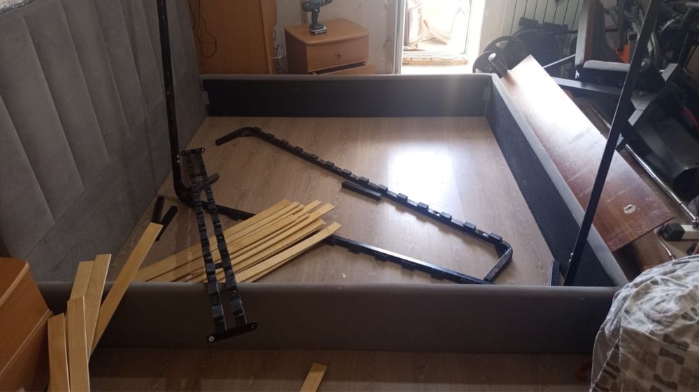 Продам кровать 200*200