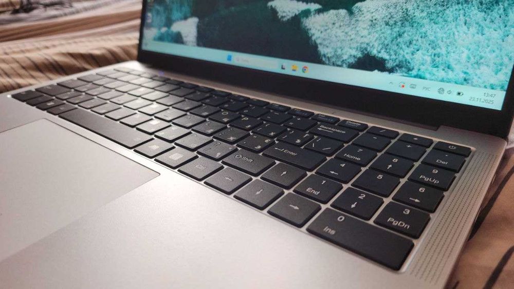 Лаптоп 15.6" Full HD – нов | 8GB RAM | 256GB SSD | Windows 11 Pro