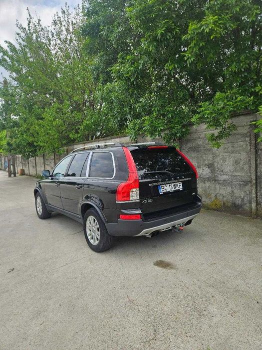 Volvo XC90 D5 4x4 2.4 Diesel 200 Cp