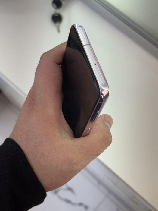 Samsung S23+ 256gb ozu 8