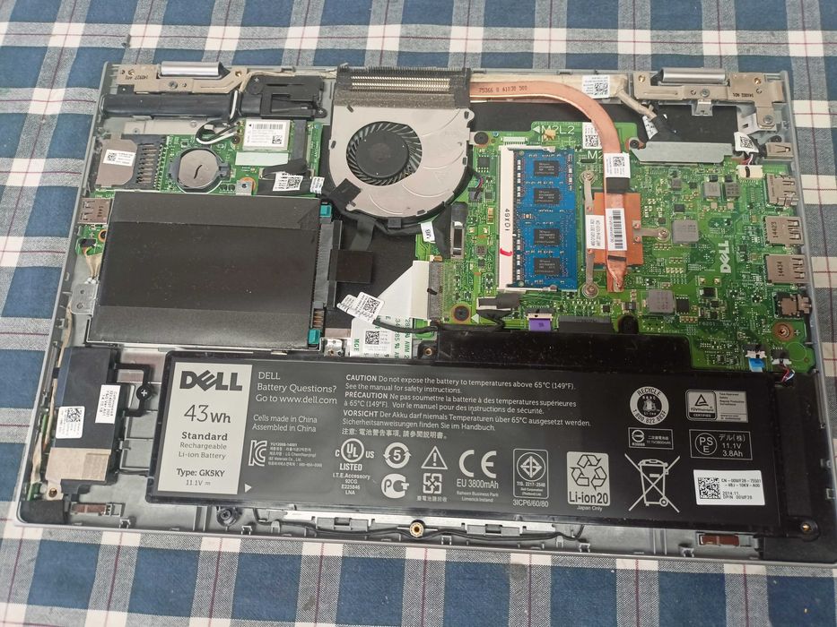 Elemente Dell Inspiron 7347
