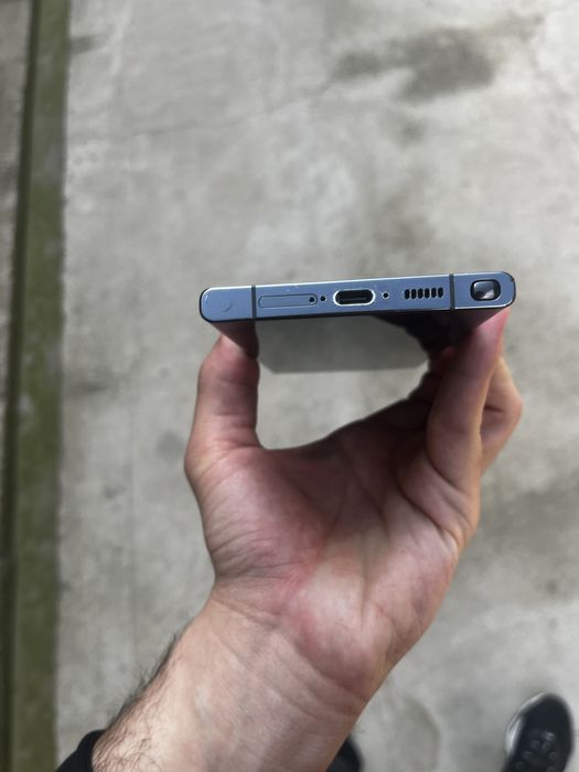 Samsung Galaxy S23 Ultra 390$