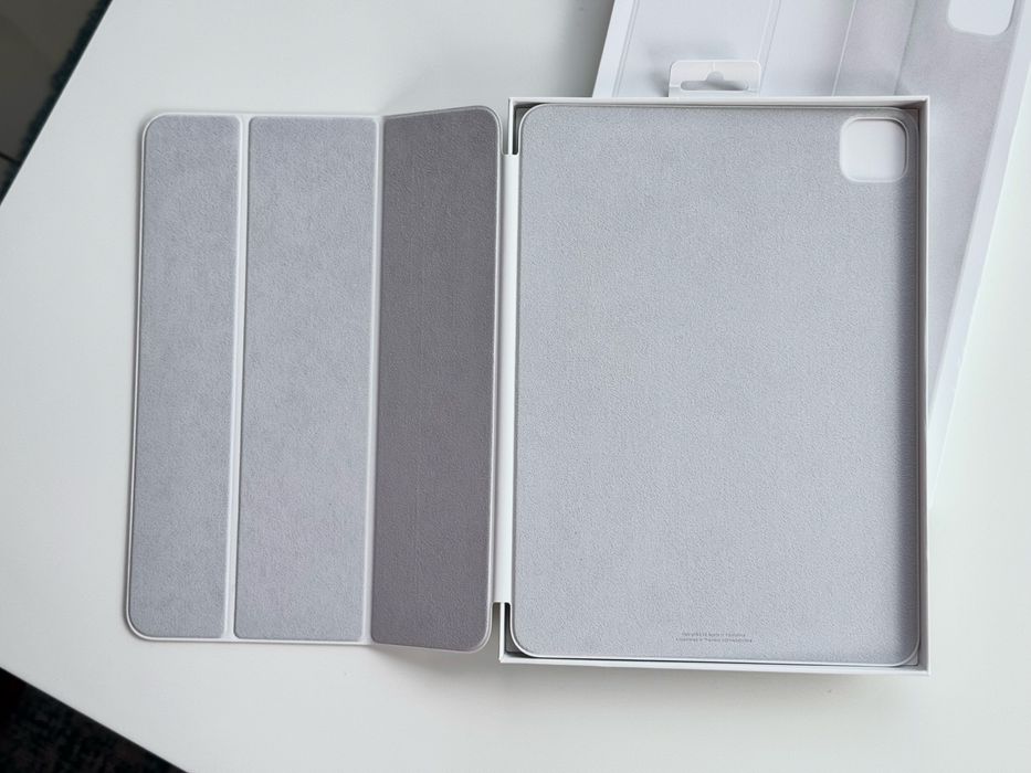 Smart Folio для iPad Pro 11-inch (M1-M2)