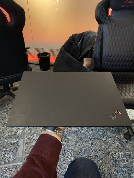 ThinkPad T14 | 16/256 | Core i5-11 | 14 дюймов