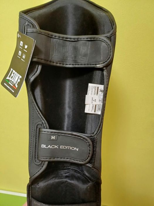 Протектори за крака Leone 1947  Black Edition