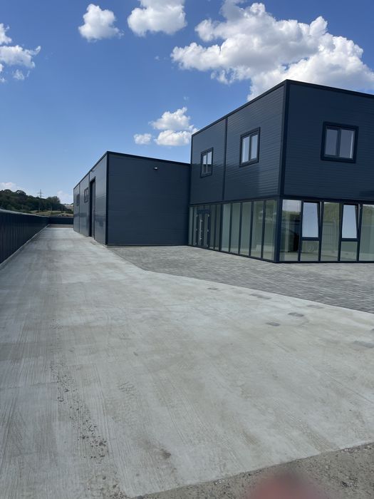 Vand hala noua , spatiu de productie, spatiu de depozitare