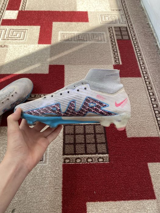 Бутсы футбольные air zoom