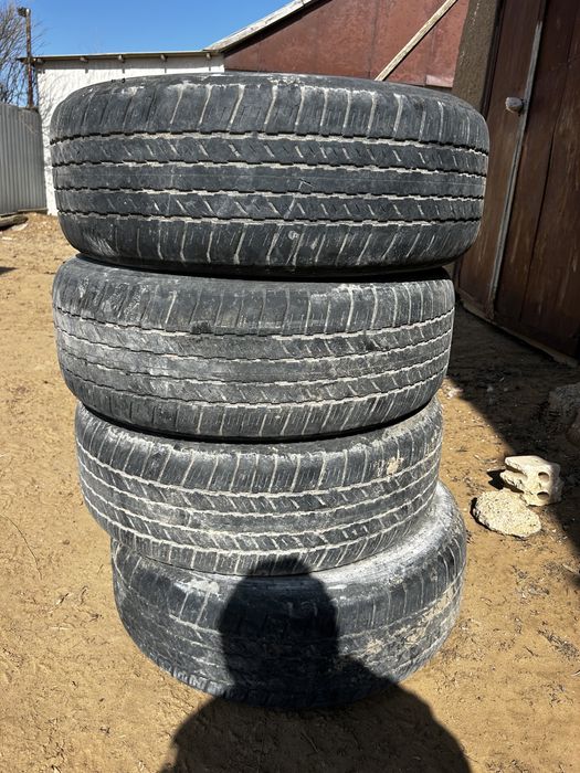 Продаются резина прадо 150 р18