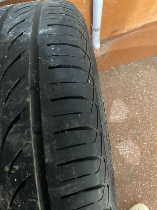 Шины с дисками R15 продаю