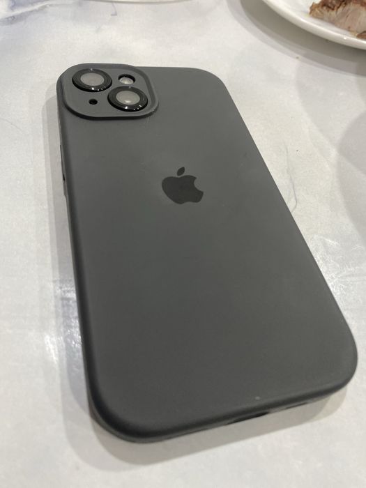 Продам айфон 15.