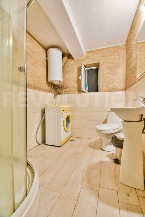 Продава се Двустаен апартамент в София, Оборище - 55 кв.м за 1728 €/кв.м - Снимка #2