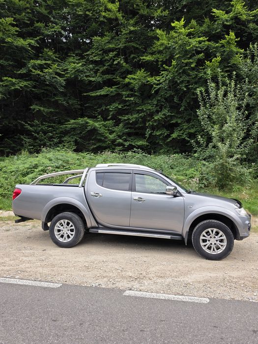 Mitsubishi L200,178 cp,anul 2015,km:165.000.