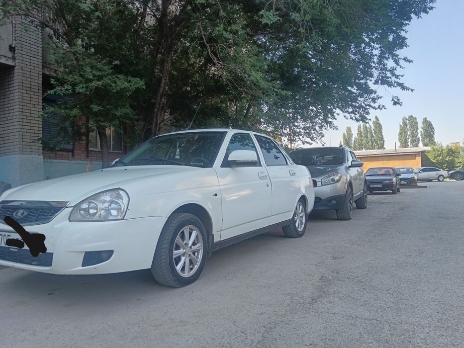 Продам срочна ПРИОРА 2 БЕЗ КОНДЕРА