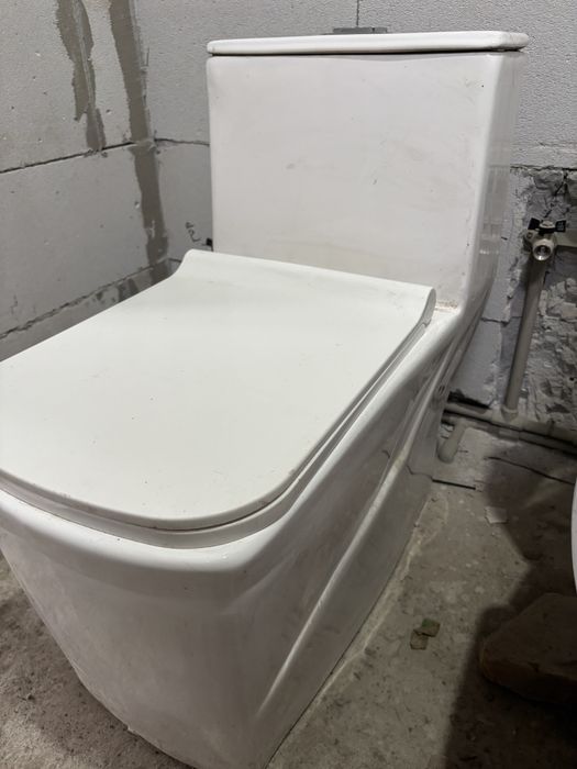 Продам унитаз б/у