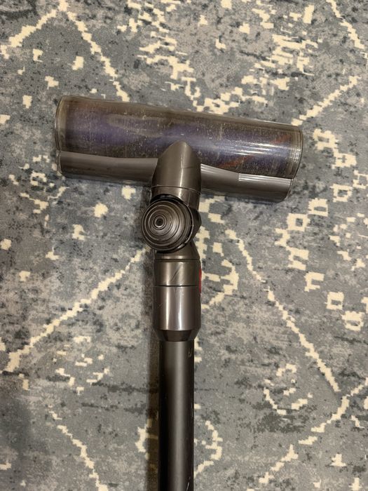 Продам пылесос DYSON V7 Animal Extra — беспроводной