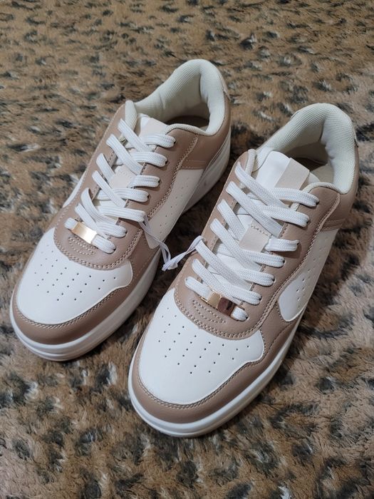 Продам новые кеды