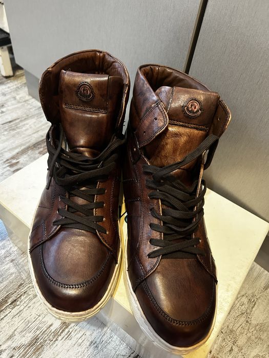 ghete Moncler din piele, nepurtate
