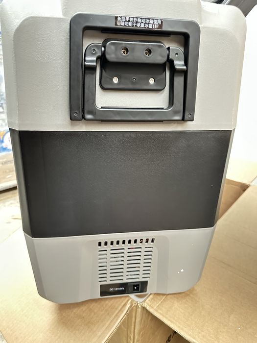 Хладилник за кола КОМПРЕСОРЕН T60л Alpicool фризер