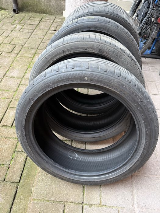 225/45/19 92W Anvelope Bridgestone Runflat