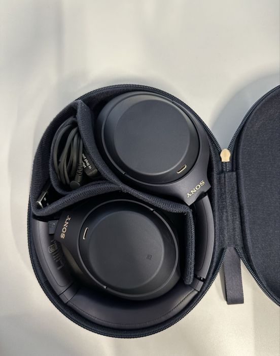 Sony wh 1000 xm4    iPhone Samsung