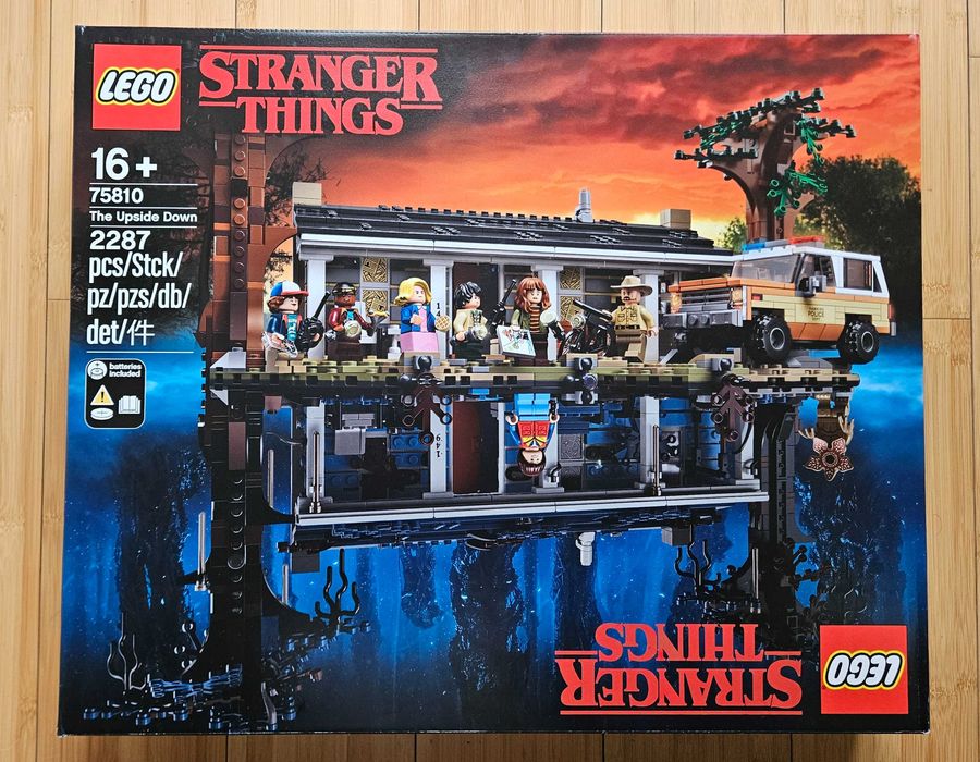 Set LEGO SIGILAT 75810 The Upside Down Stranger Things