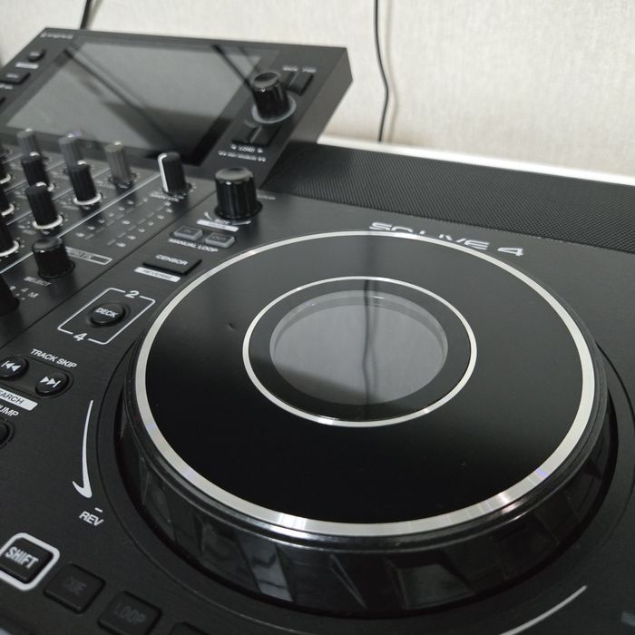 Продам Denon sc live 4
