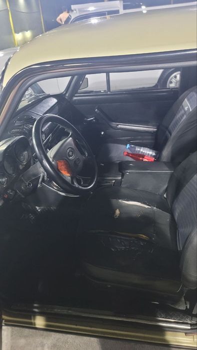 Jiguli 2106 srochna sotiladi