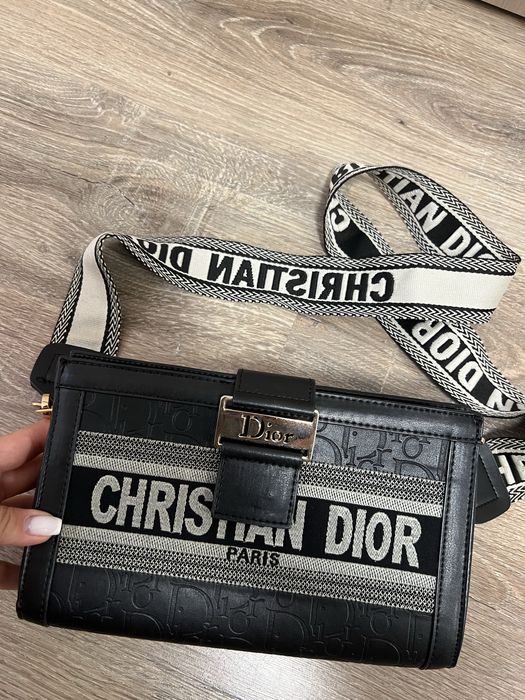 Дамска Чанта /нова/.