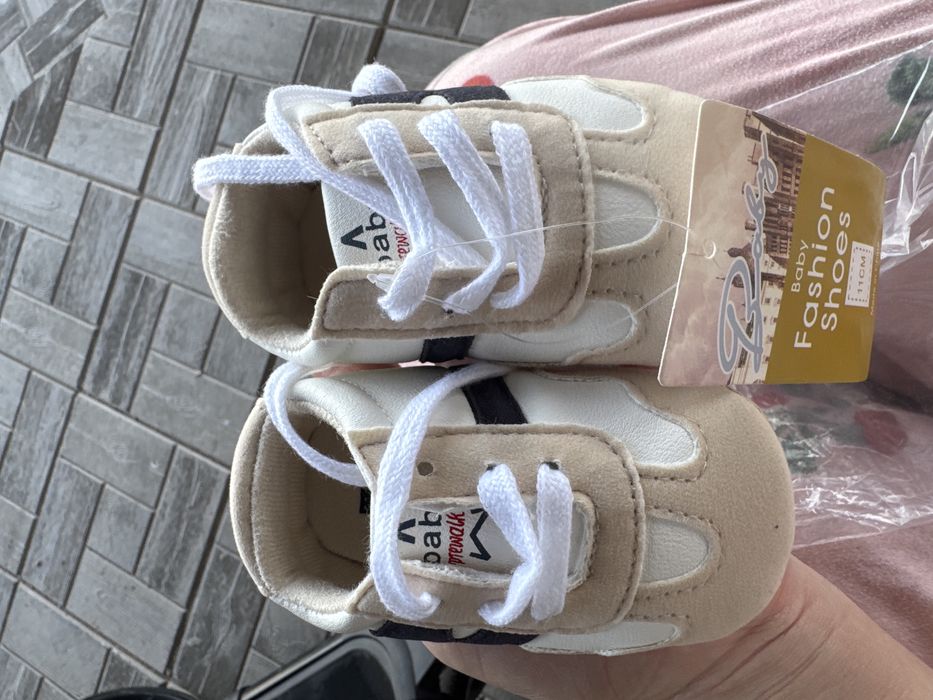 Продам обувь для малыша