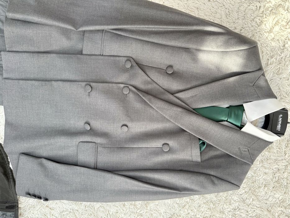 Costum de mire DeMarco