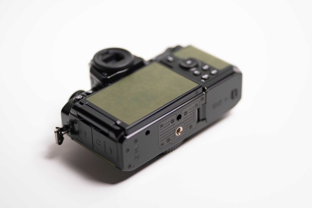 Nikon Zf - Moss Green