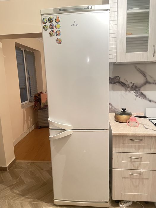 Холодильник сатылады 45 000