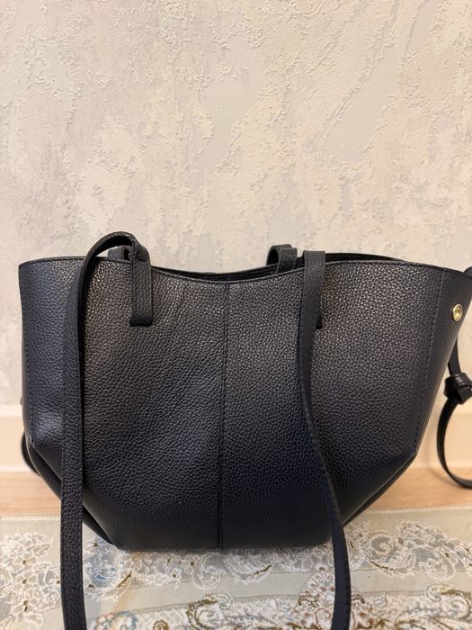 Продается кожаная сумка под Polene.