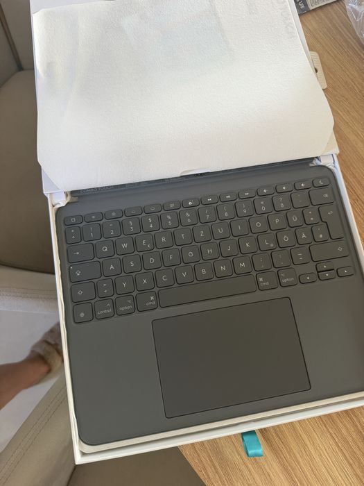 Logitech combo touch
