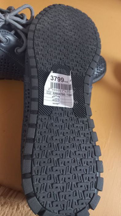 Продаётся обувь мужская