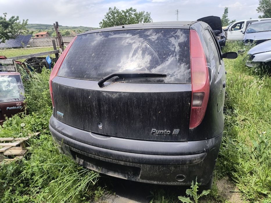 Fiat Punto 1.2 16 в 80 лв на части
