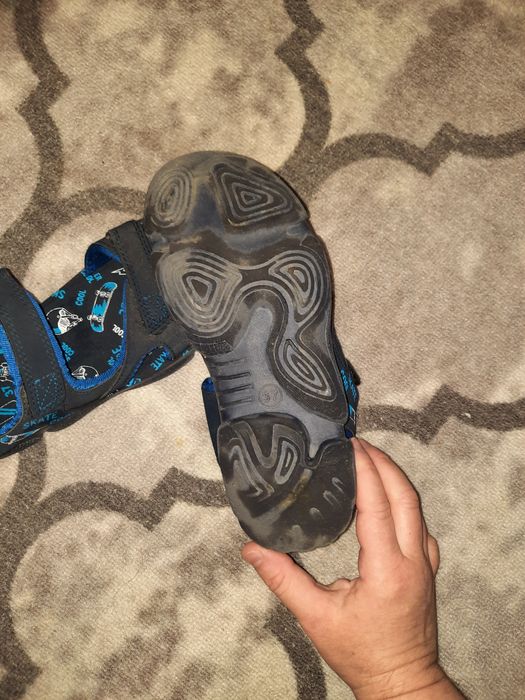 Сандалии на подростка