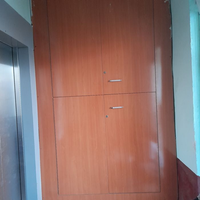 1хоналик квартира сотилади 42кв евро ремонт туалет ванна алохида