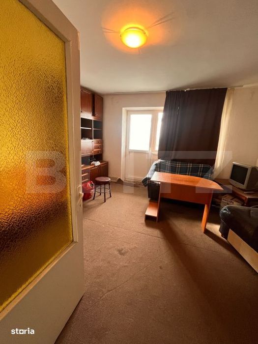 Apartament 3 camere, decomandat, zona George Enescu